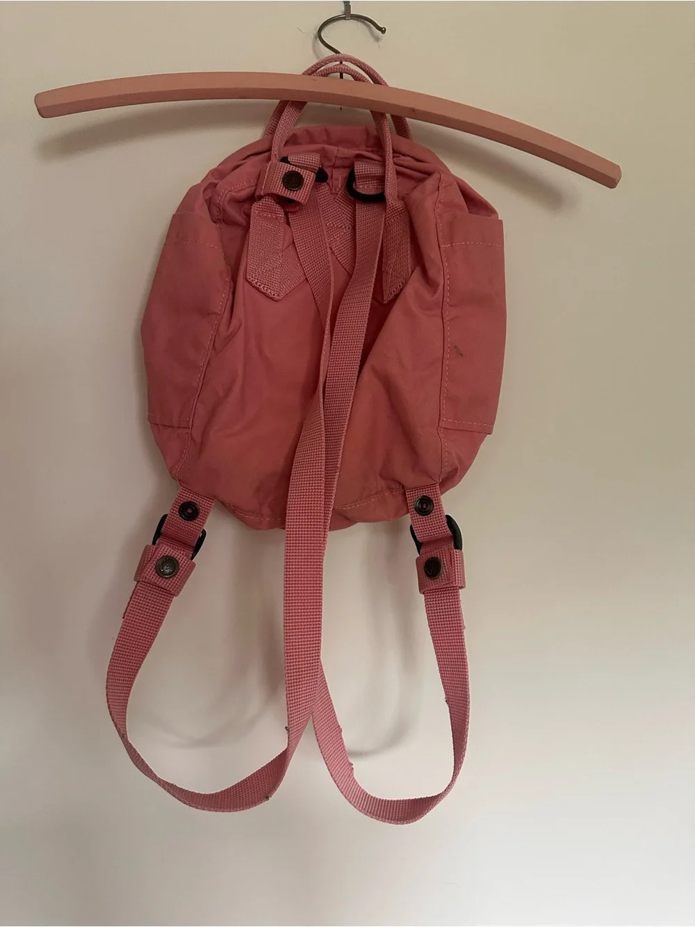 Fjallraven Kanken Mini Backpack in Dusty Pink